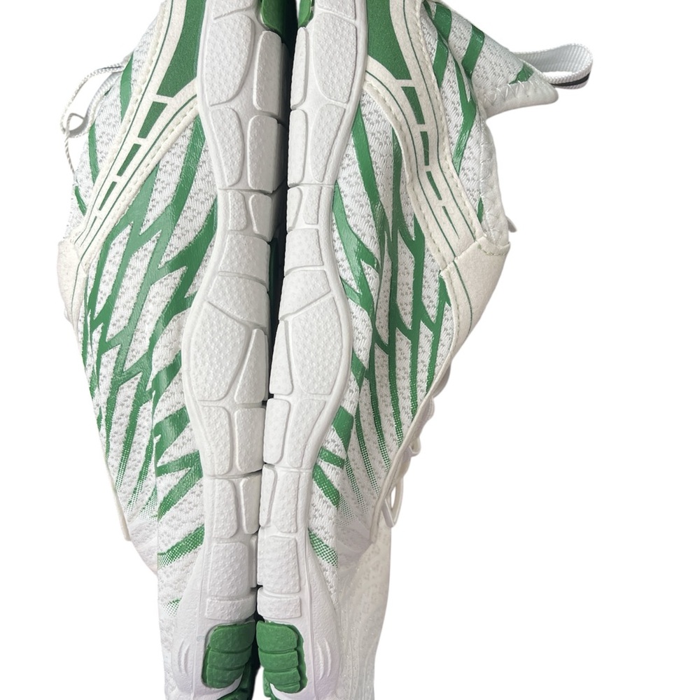 Stylish White and Green Athletic Shoes - Picture 5 of 6
